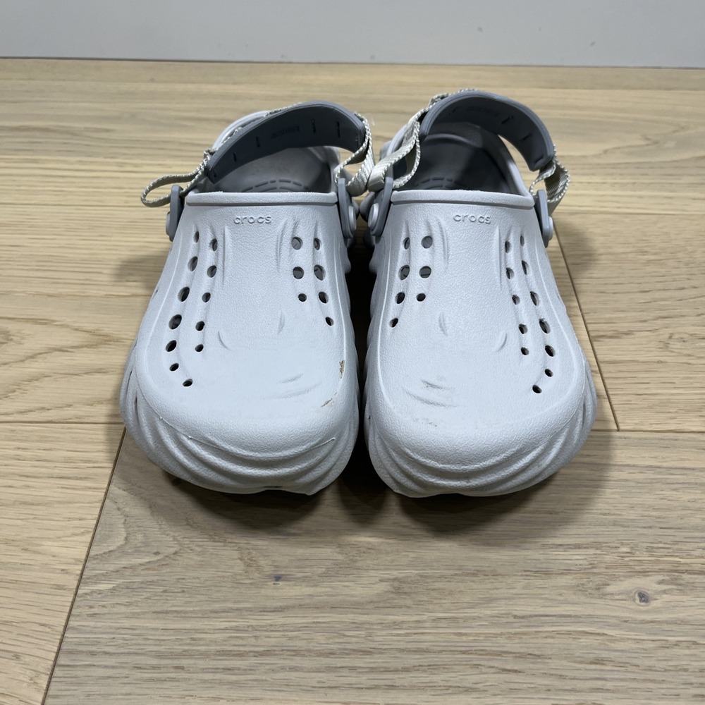 CROCS  ECHO CLOG UNISEX SHOES SZ USA (M 6)(W 8)STYLE  207937 GRAY  PRE OWNED.L44
